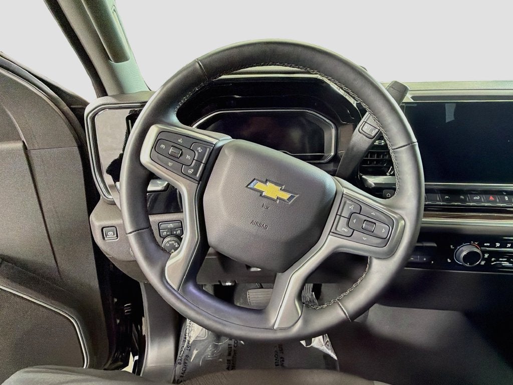 2025 Chevrolet Silverado 1500 LT (2FL)