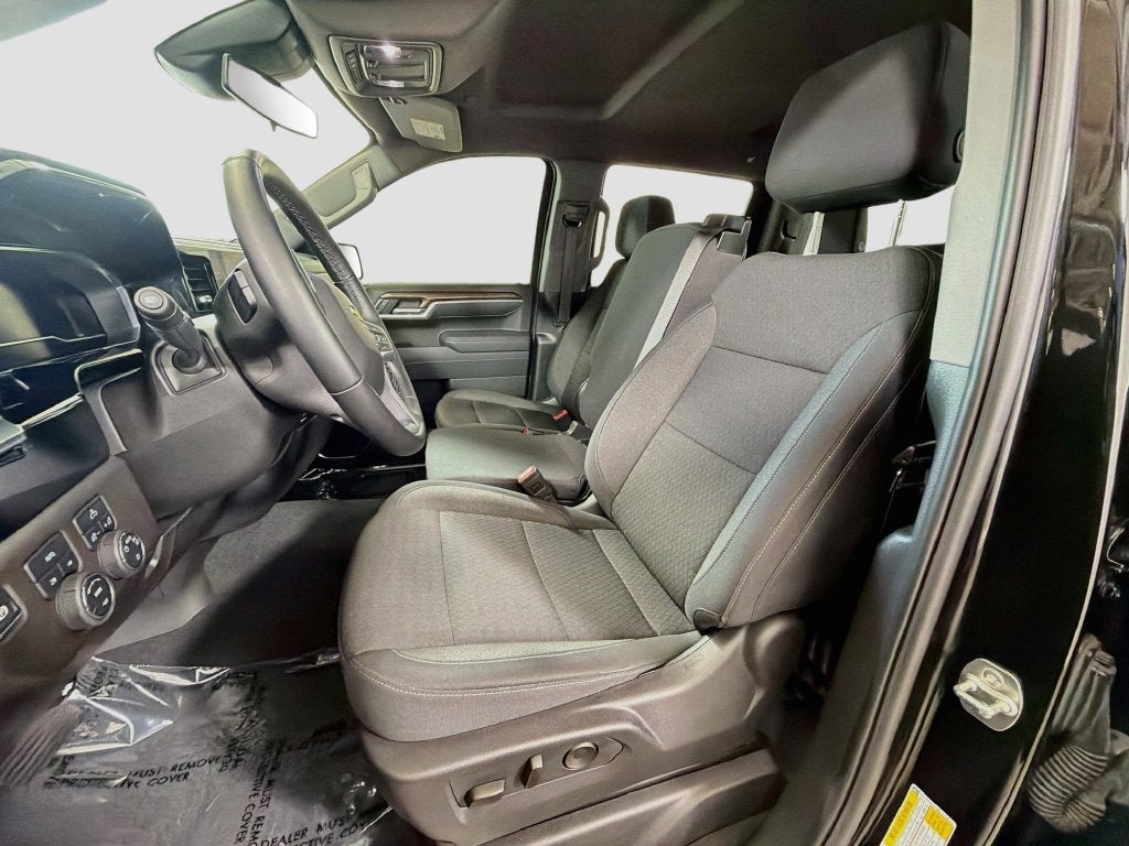 2025 Chevrolet Silverado 1500 LT (2FL)