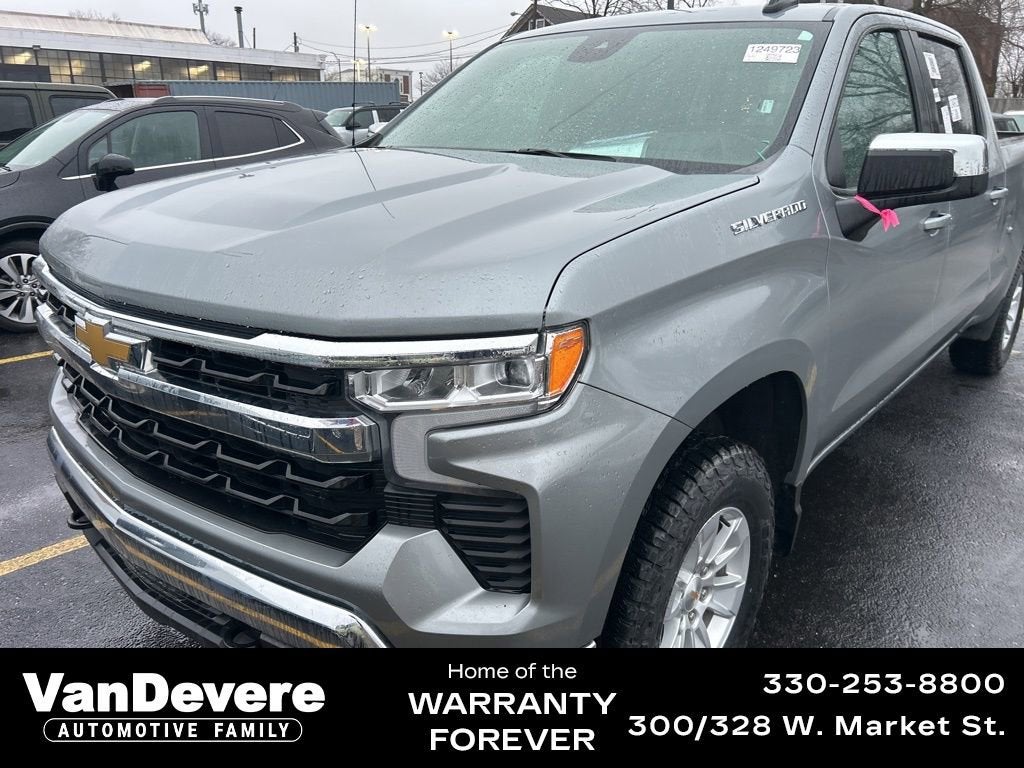 2025 Chevrolet Silverado 1500 LT