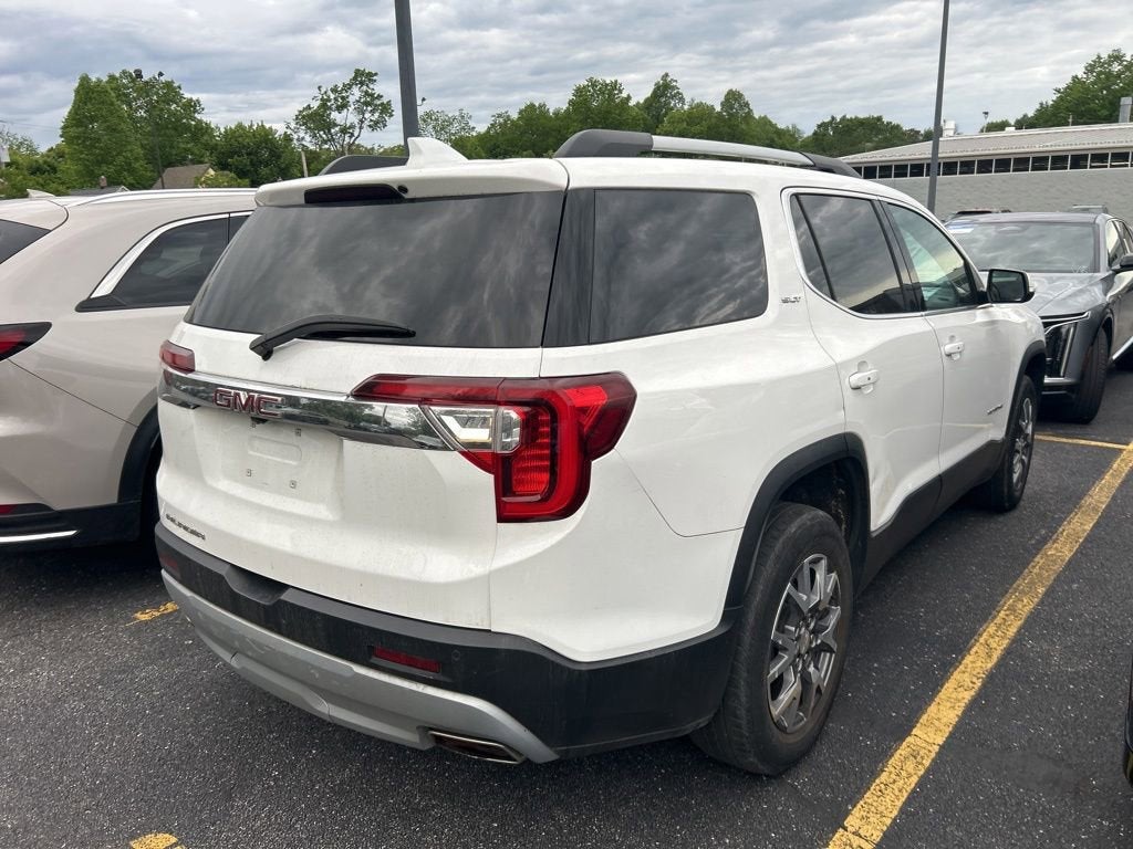 2023 GMC Acadia SLT