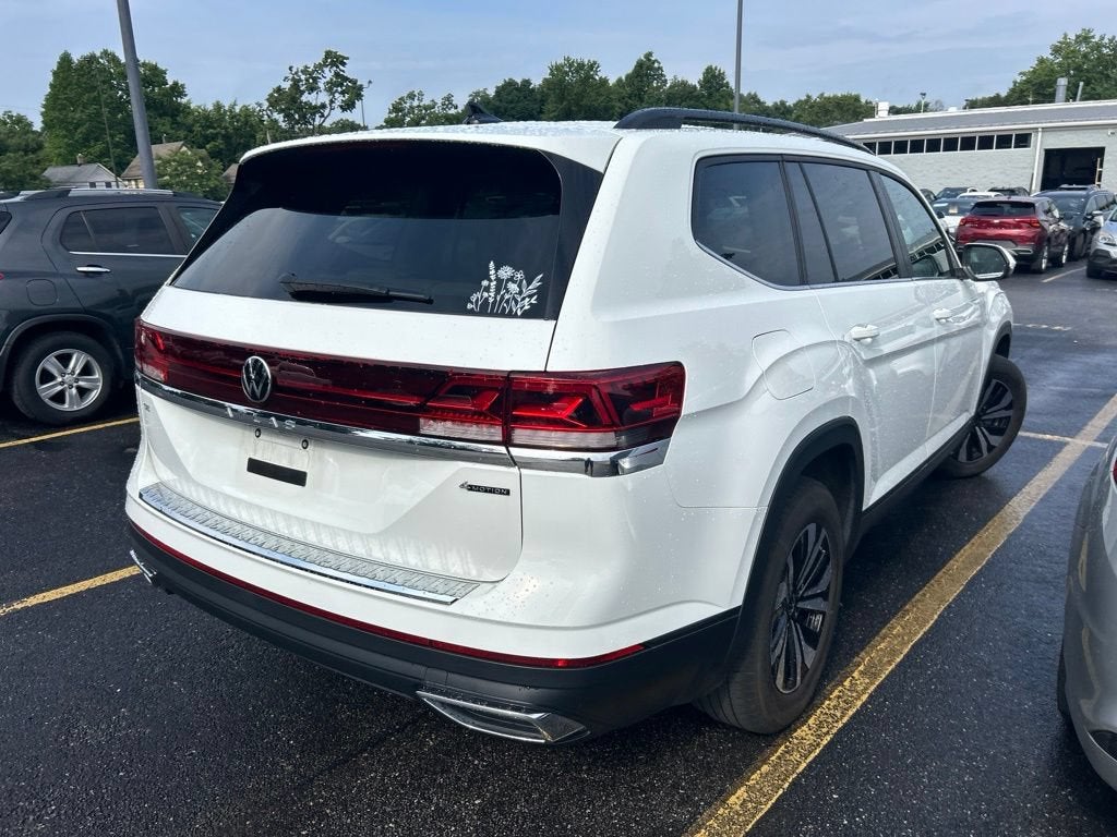 2024 Volkswagen Atlas 2.0T SE