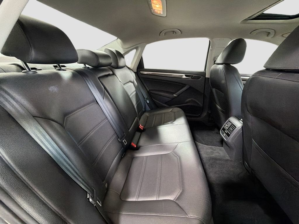 2018 Volkswagen Passat 2.0T SE