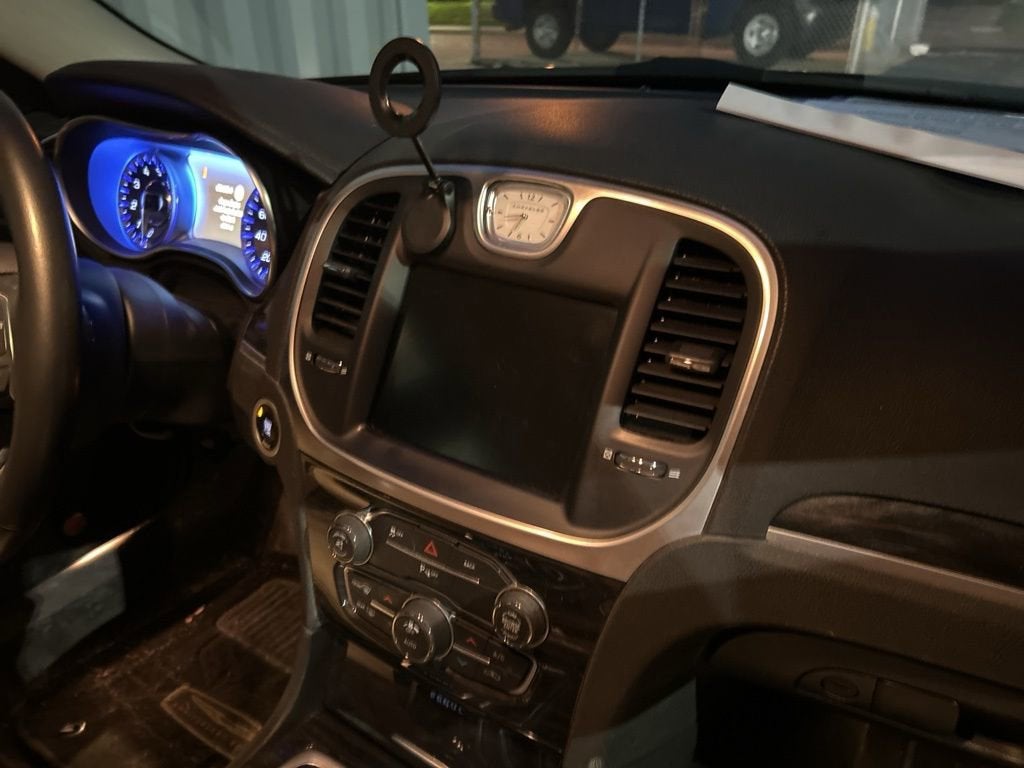 2016 Chrysler 300 Anniversary Edition