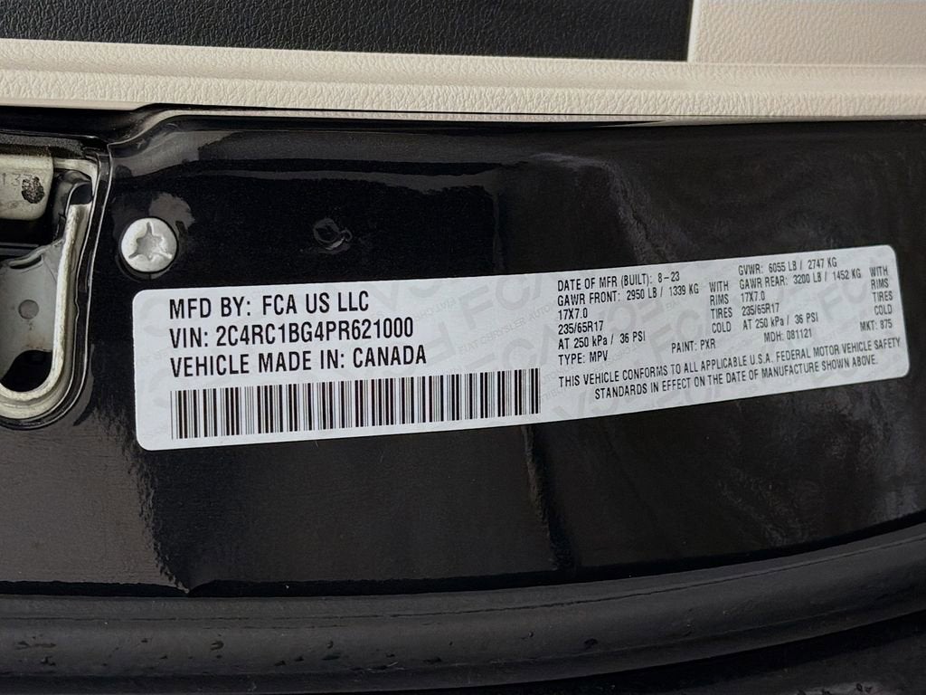 2023 Chrysler Pacifica Touring L