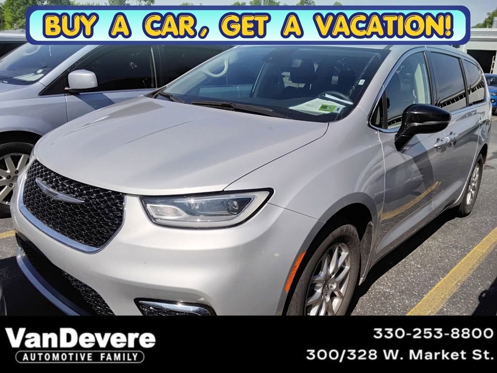 2024 Chrysler Pacifica Touring L
