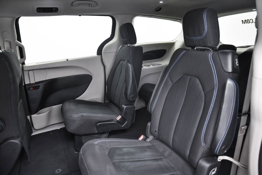 2021 Chrysler Pacifica Touring