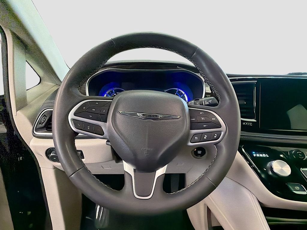 2023 Chrysler Pacifica Hybrid Limited