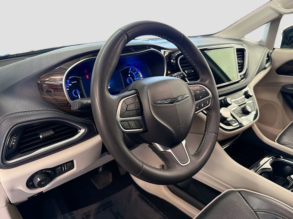 2023 Chrysler Pacifica Hybrid Limited