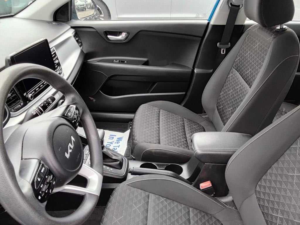 2022 Kia Rio 5-Door S