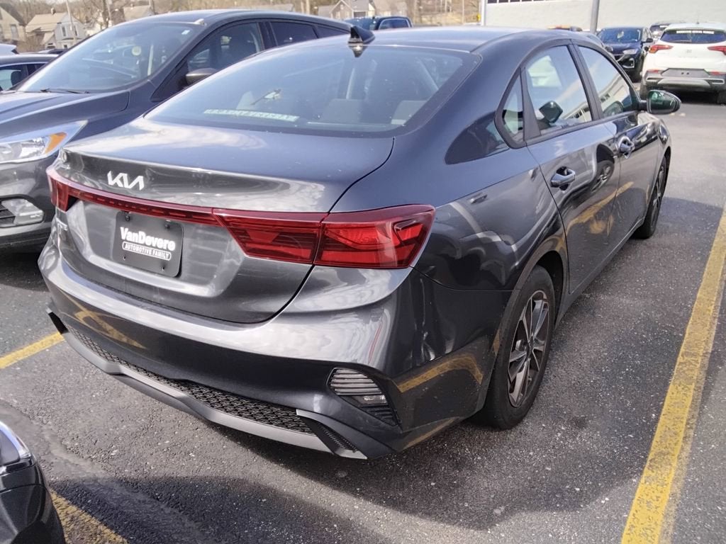 2023 Kia Forte LXS