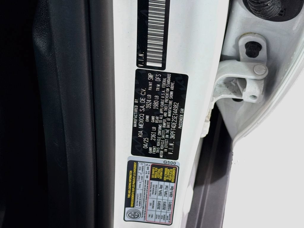 2025 Kia K4 LXS