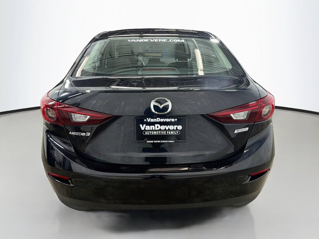 2018 Mazda Mazda3 4-Door Sport