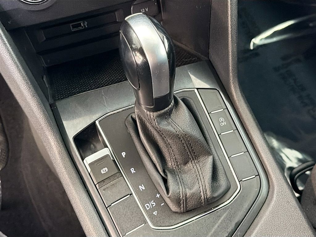 2018 Volkswagen Tiguan S