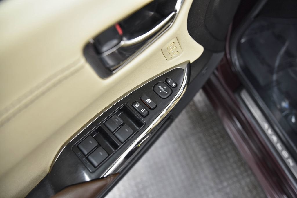 2018 Toyota Avalon XLE