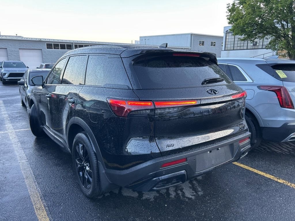 2025 INFINITI QX60 LUXE