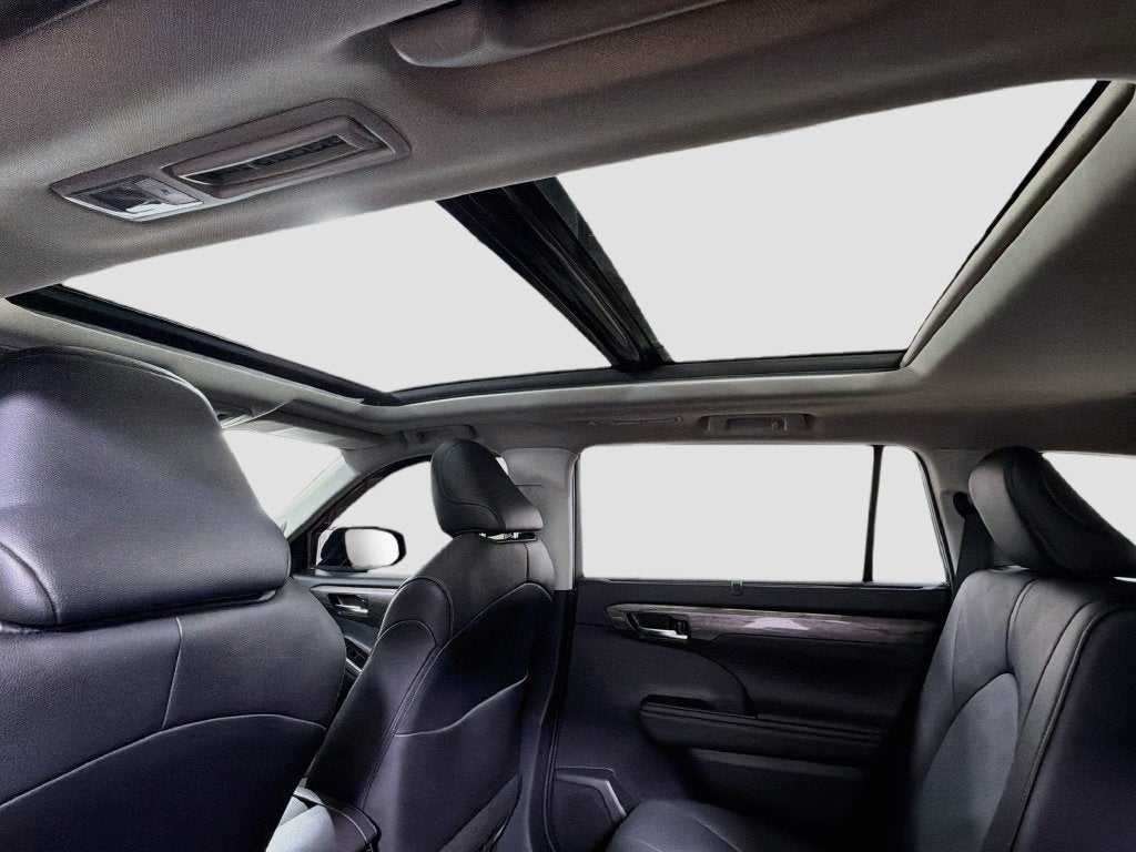 2024 Toyota Highlander Hybrid Platinum