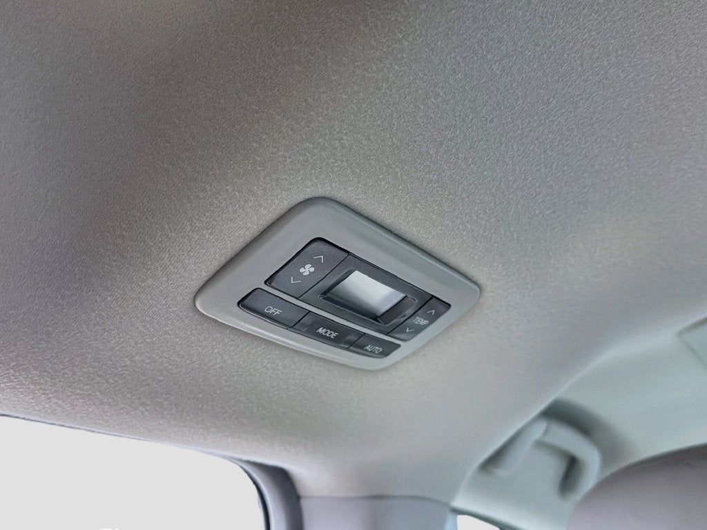 2014 Toyota Sienna XLE