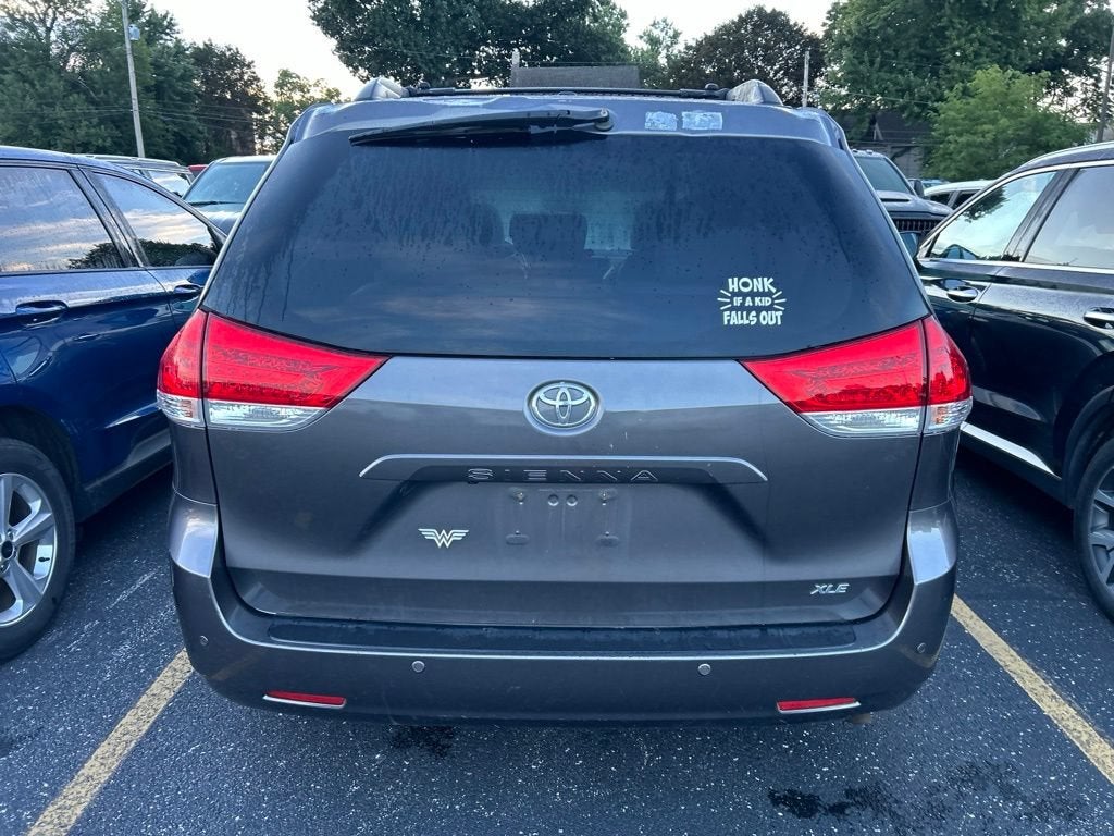 2014 Toyota Sienna XLE