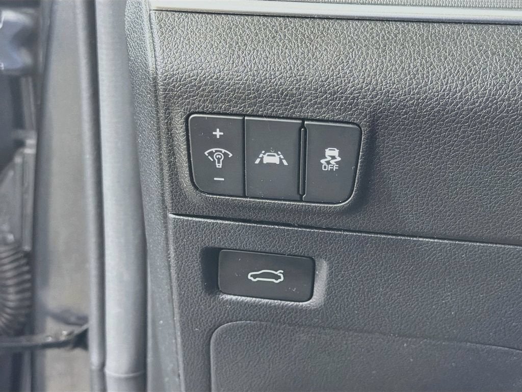 2024 Kia K5 LXS