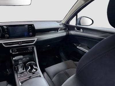 2022 Kia K5 LX