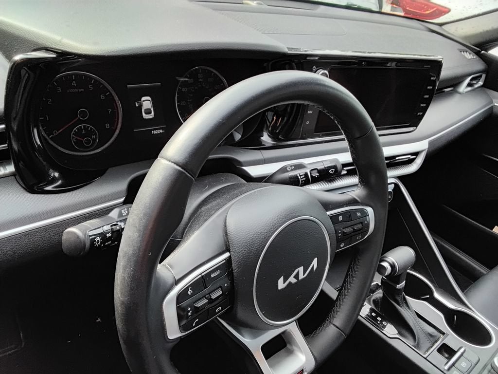 2022 Kia K5 GT-Line