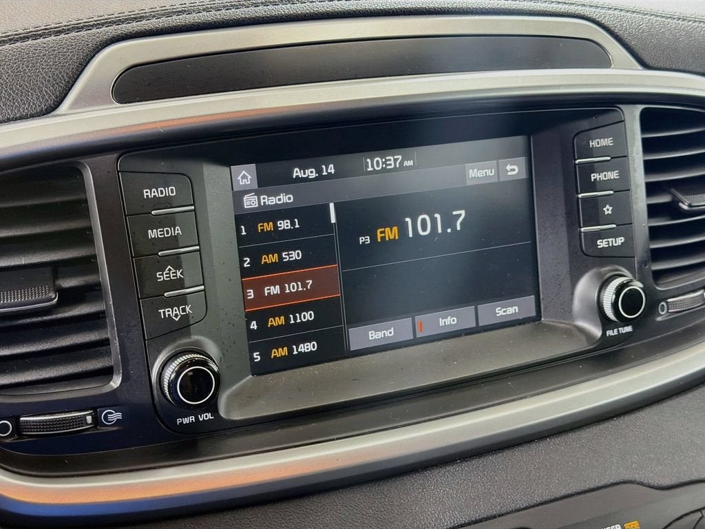 2020 Kia Sorento LX