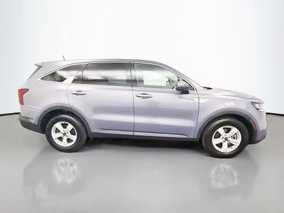 2022 Kia Sorento LX