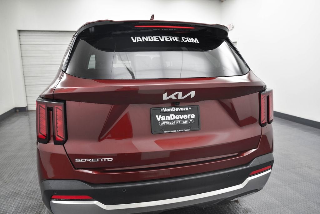 2025 Kia Sorento S