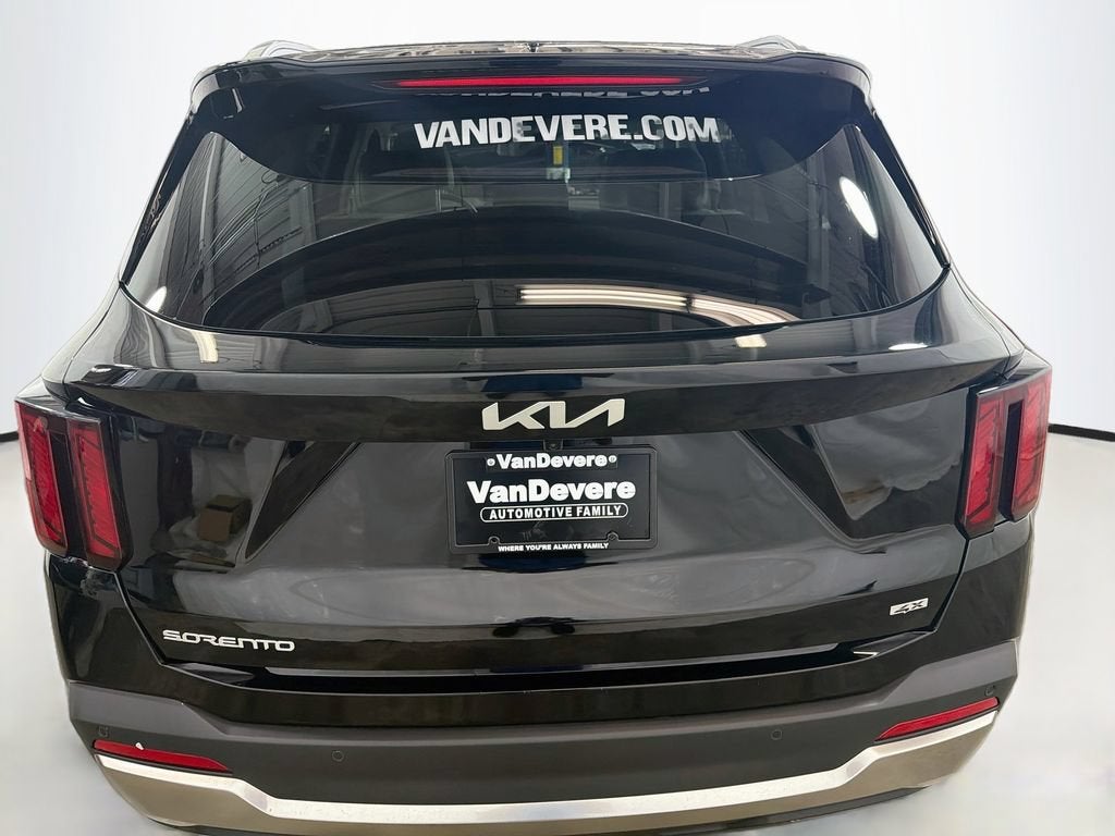 2025 Kia Sorento S