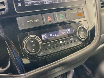2018 Mitsubishi Outlander ES