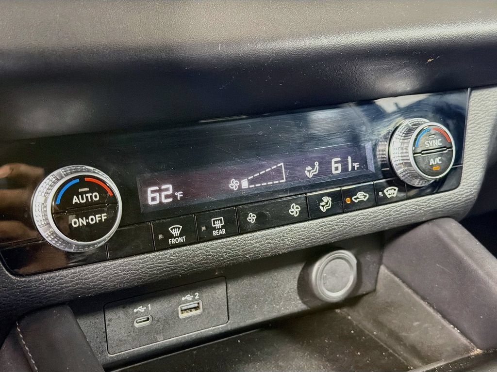 2022 Mitsubishi Outlander ES