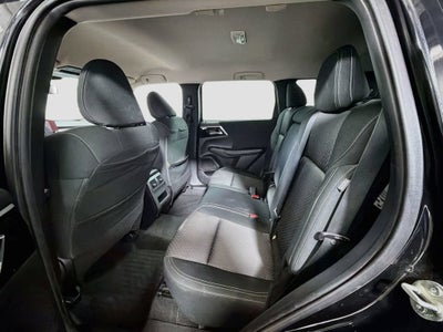 2022 Mitsubishi Outlander ES