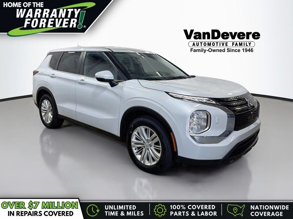 2023 Mitsubishi Outlander ES