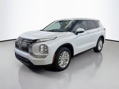 2023 Mitsubishi Outlander ES
