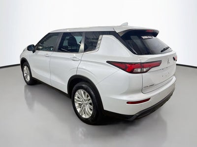 2023 Mitsubishi Outlander ES