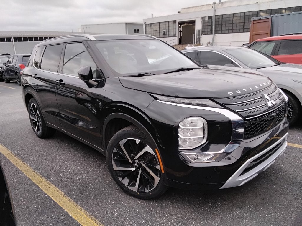 2022 Mitsubishi Outlander SEL