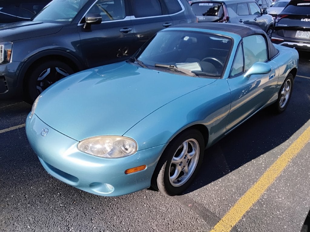 2002 Mazda Mazda MX-5 Miata Cloth
