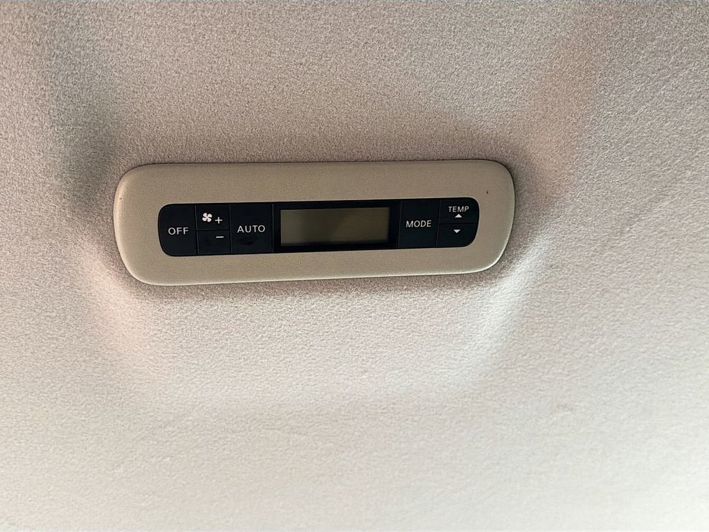 2015 Nissan Quest SV