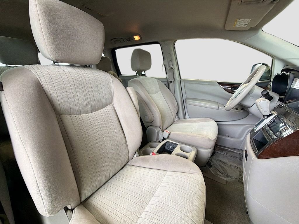 2015 Nissan Quest SV