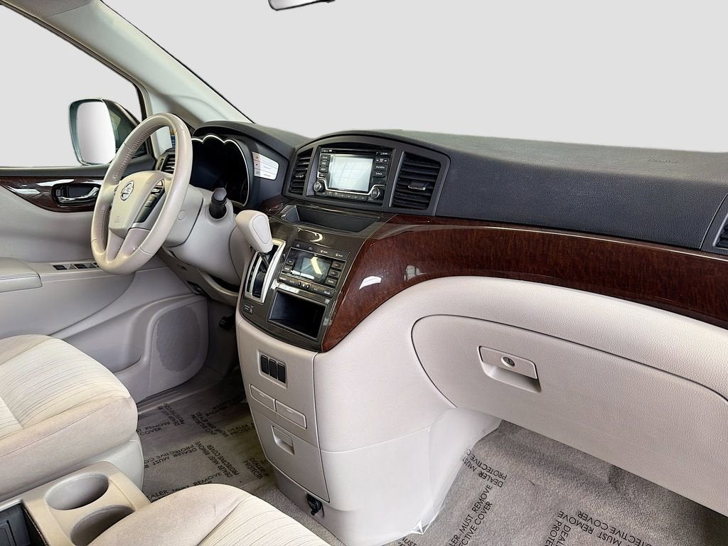 2015 Nissan Quest SV