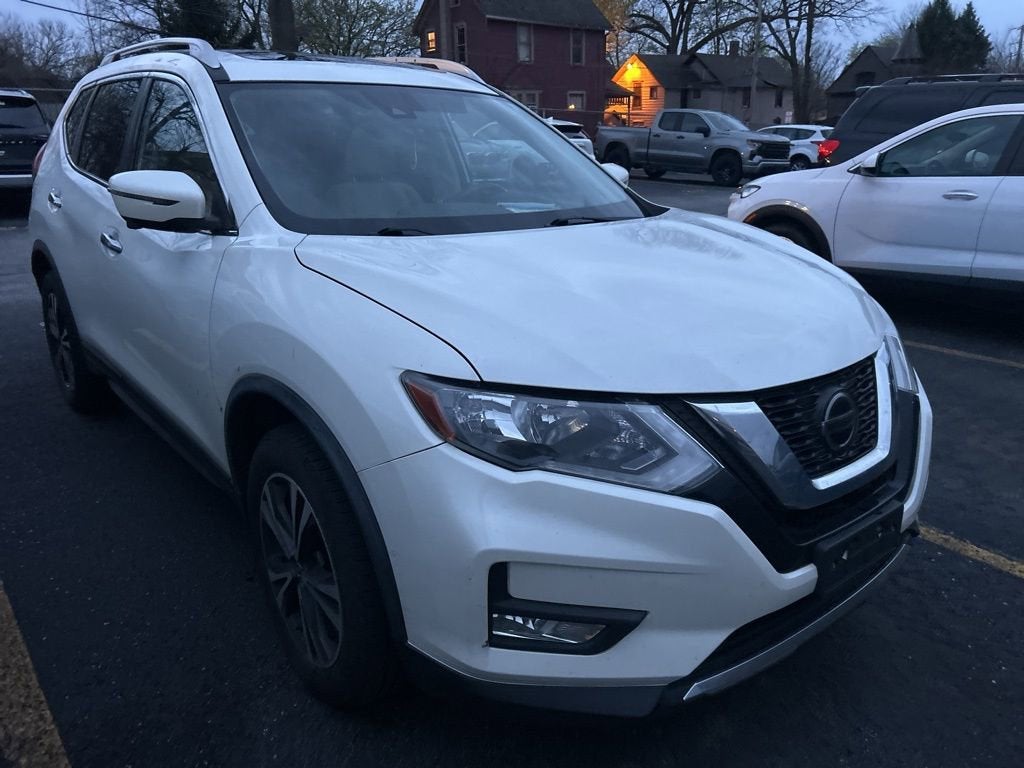 2020 Nissan Rogue SV