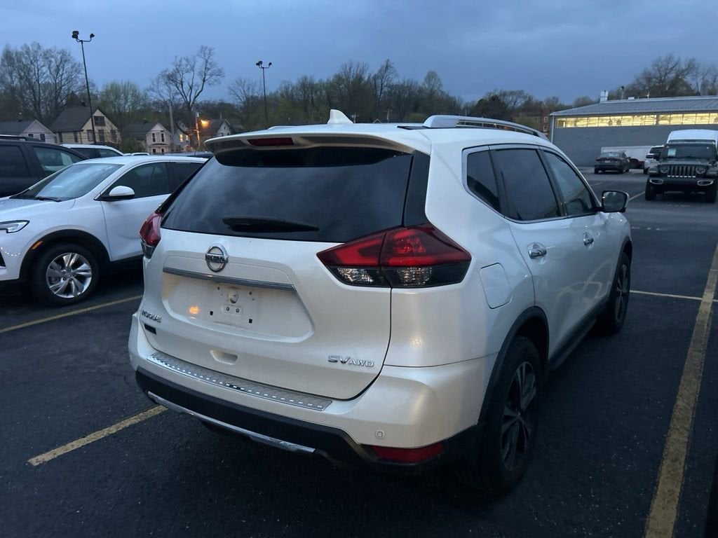 2020 Nissan Rogue SV