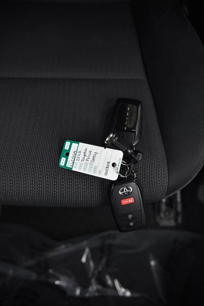 2023 Toyota Prius LE