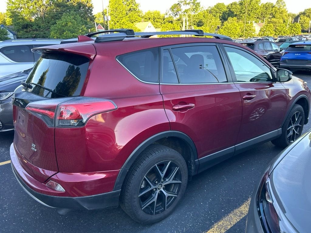 2018 Toyota RAV4 SE
