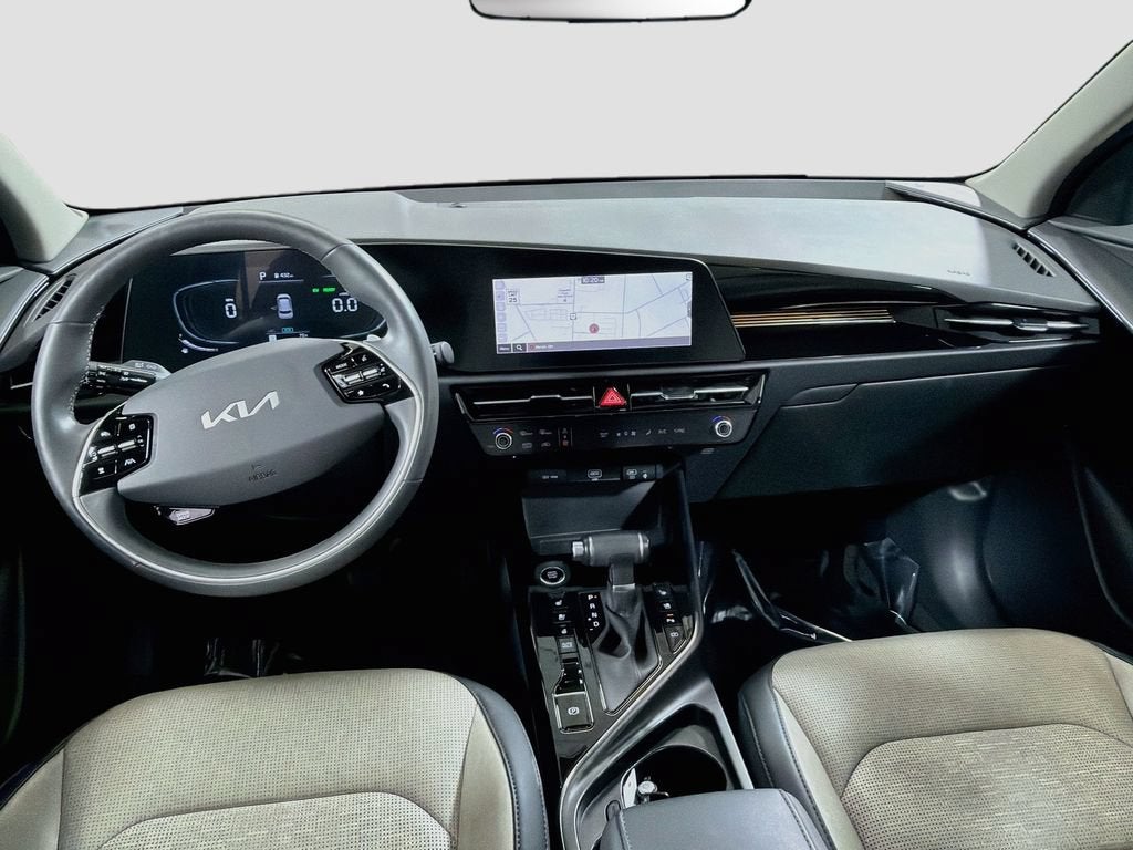 2024 Kia Niro SX