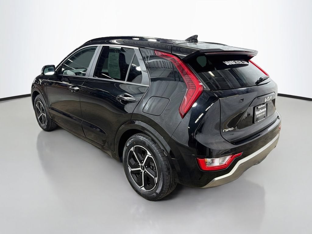 2024 Kia Niro SX