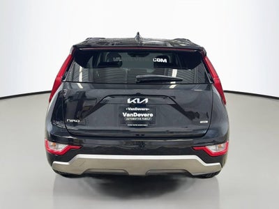 2024 Kia Niro SX