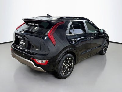 2024 Kia Niro SX