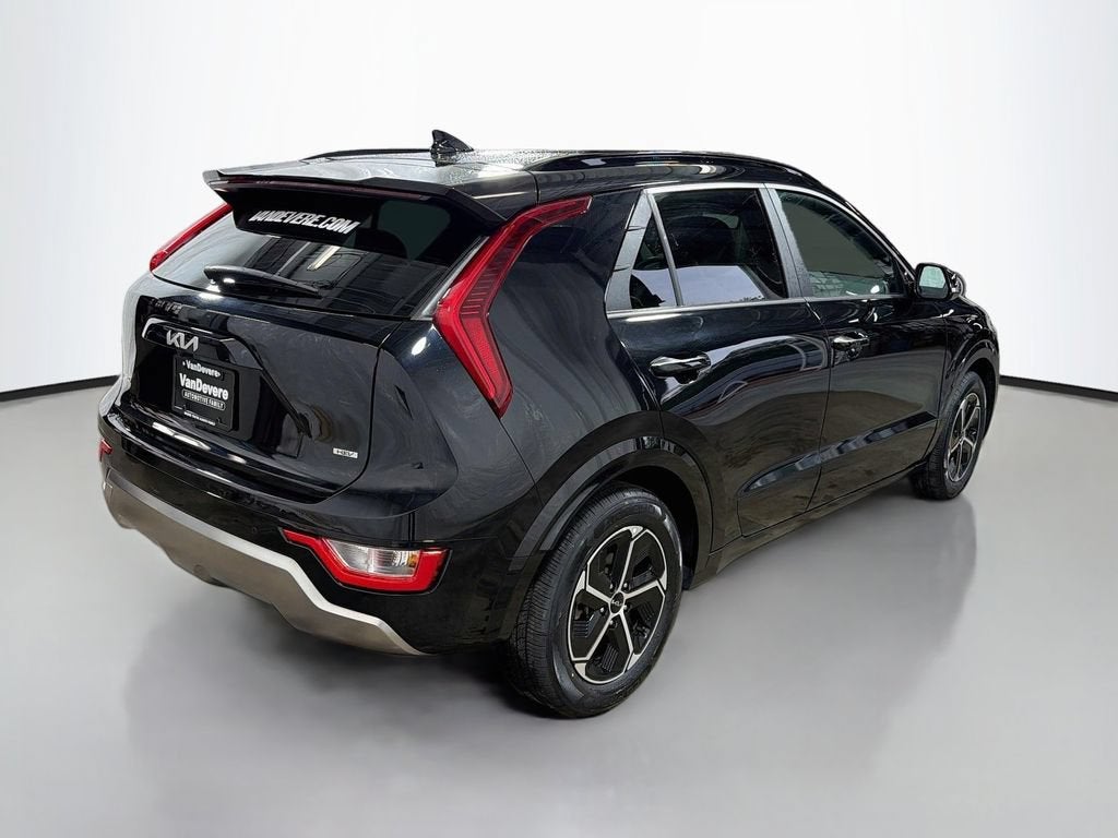2024 Kia Niro SX
