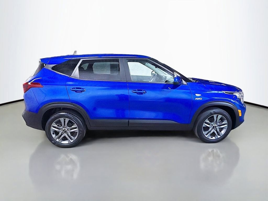 2023 Kia Seltos LX